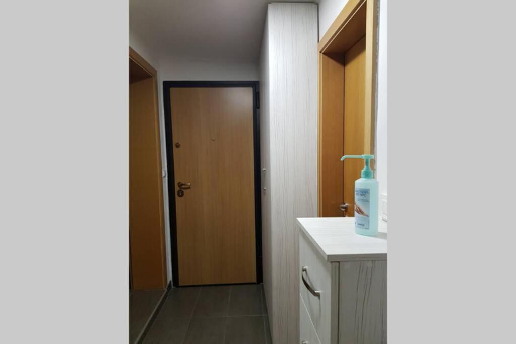 Apartman Sa Garazom I Internetom Sarajevo Exterior photo