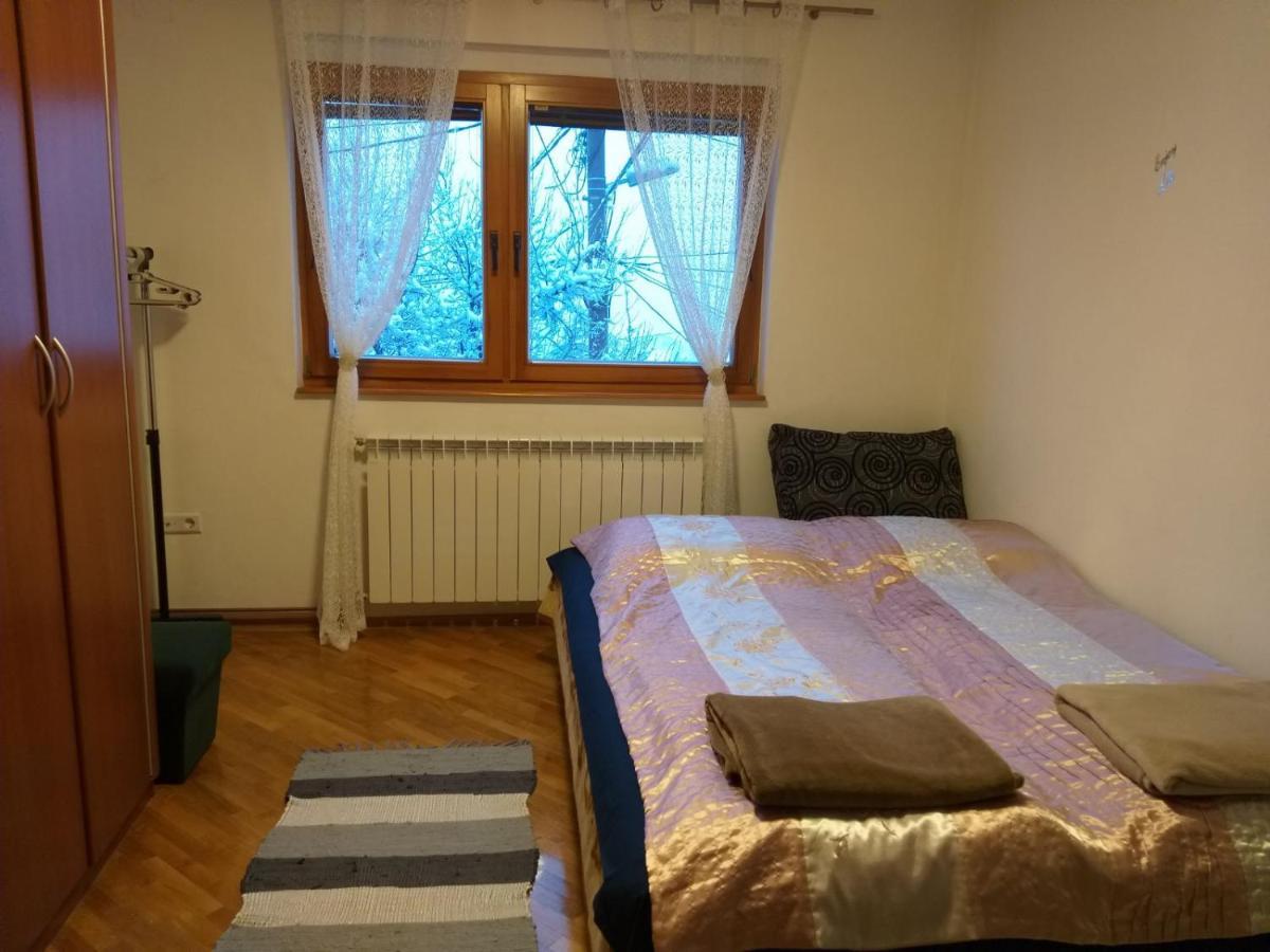 Apartman Sa Garazom I Internetom Sarajevo Exterior photo